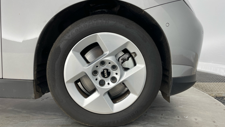 MINI Cooper 135kW E Classic [Level 1] 41kWh 3dr Auto Electric Hatchback